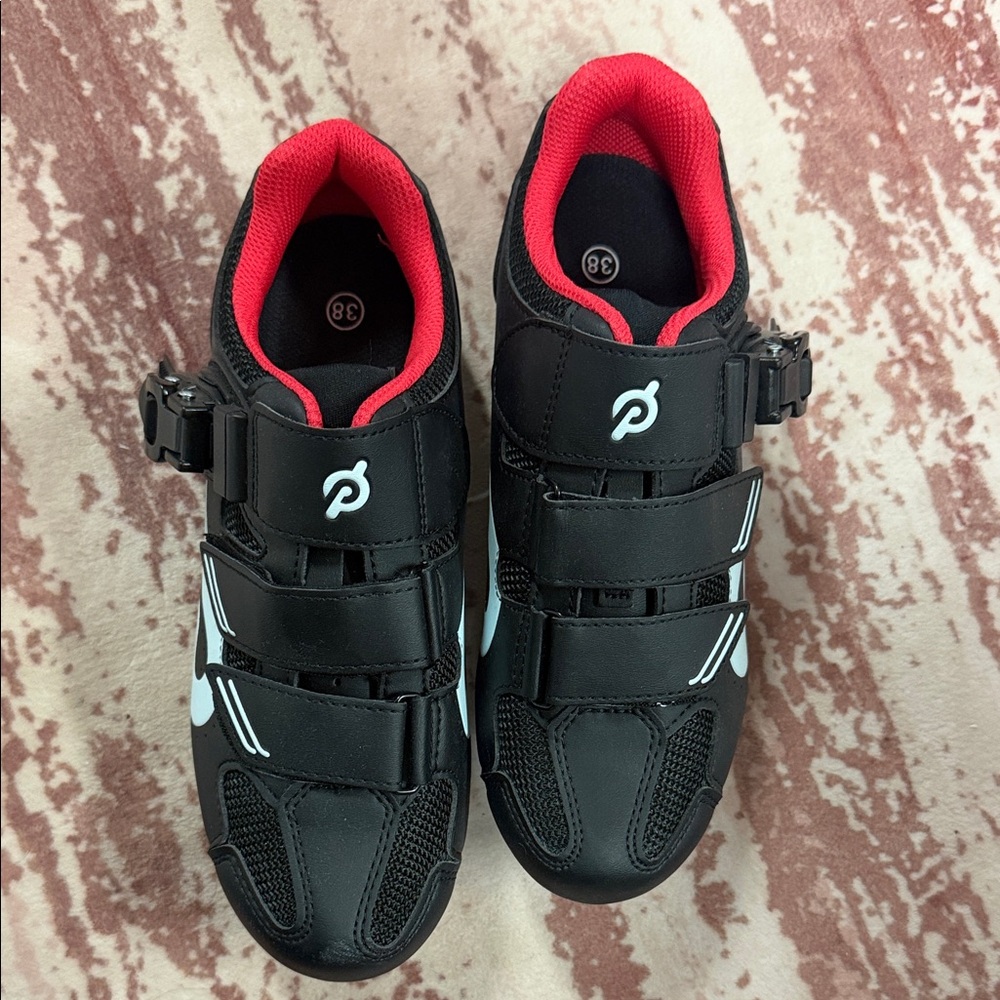 Peloton woman’s  Black and Red Athletic Cycling Shoes
